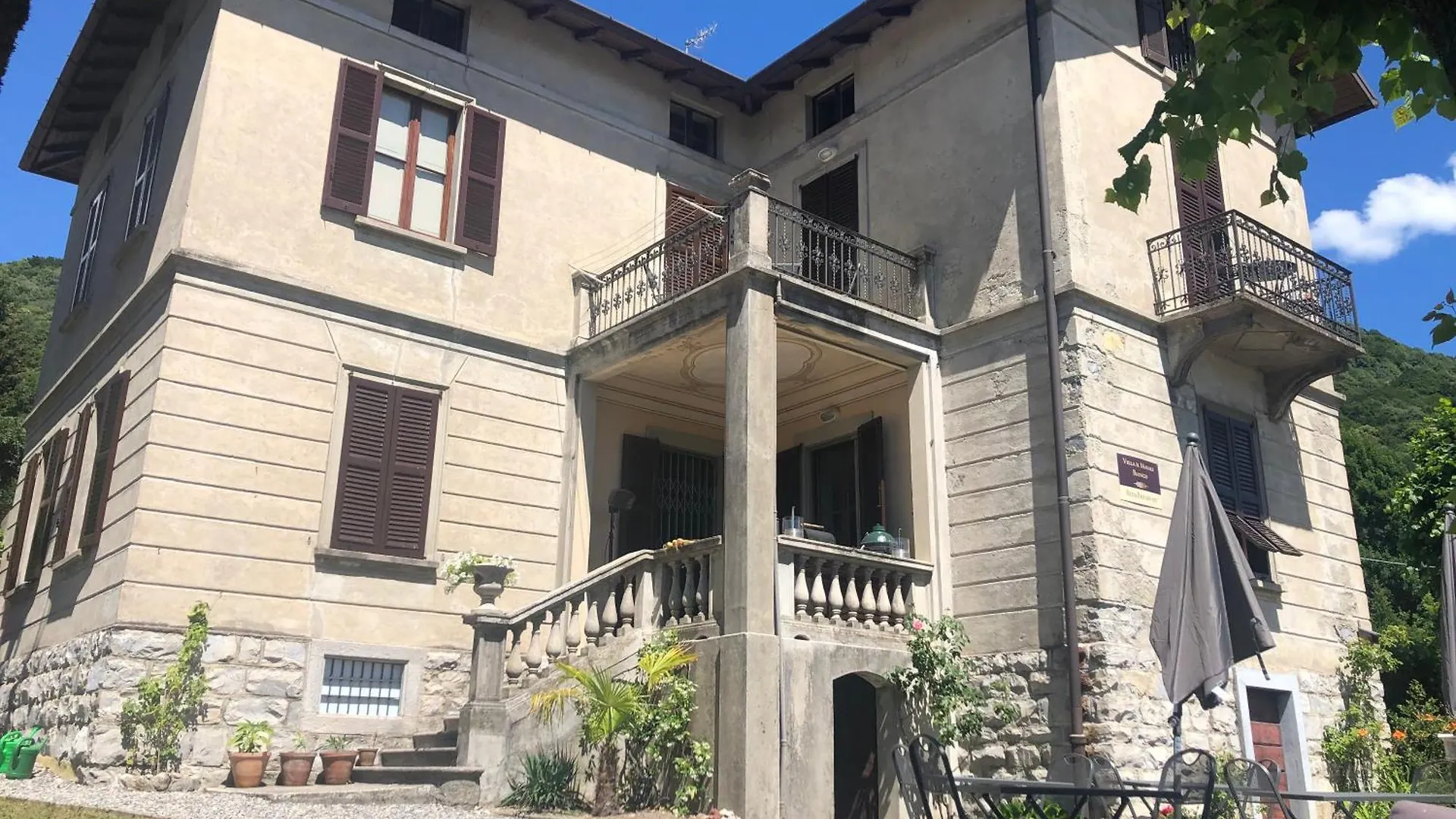 Villa Il Maiale Bianco Bed & Breakfast San Fedele Intelvi Italy
