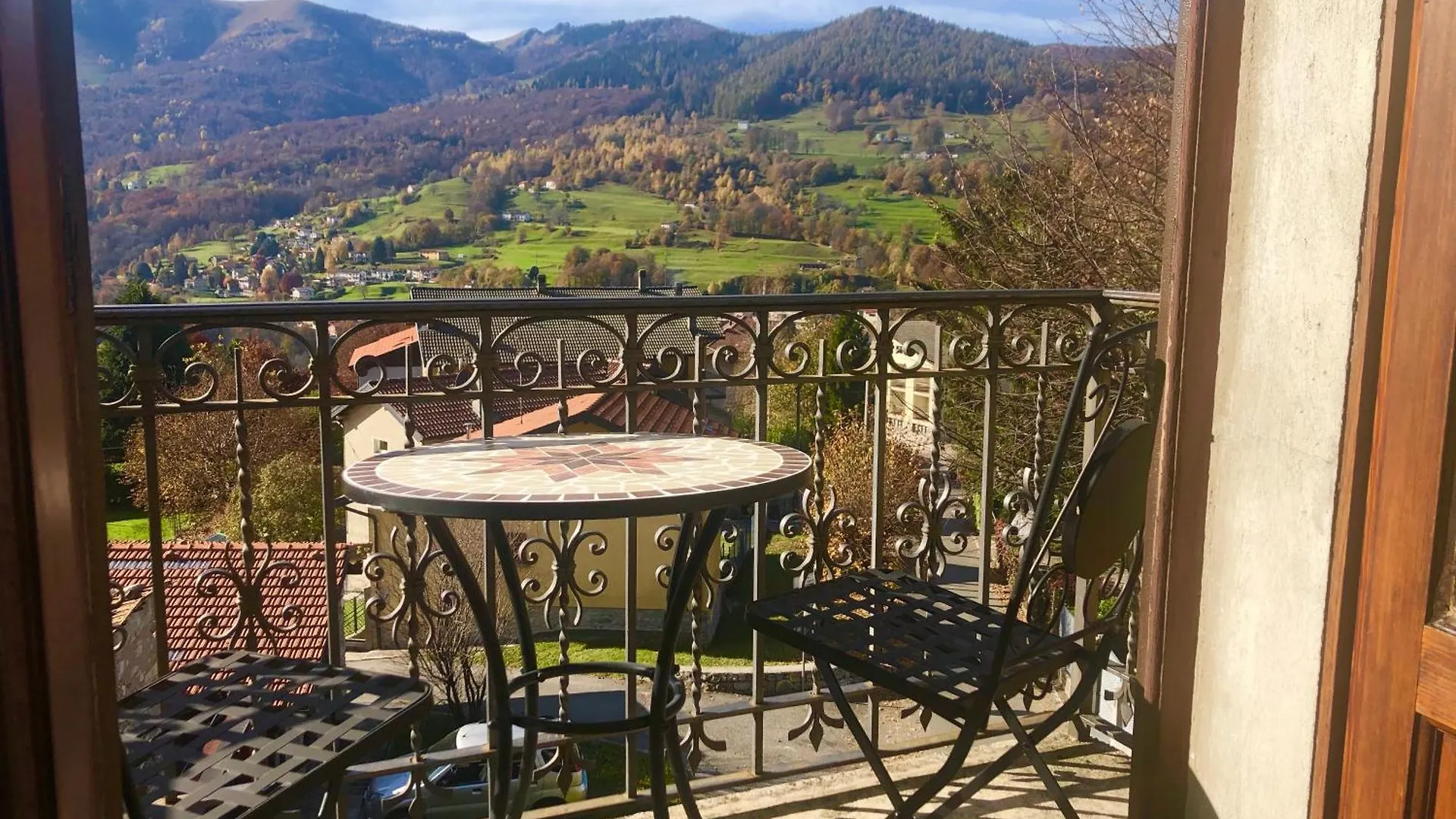 Villa Il Maiale Bianco Bed & Breakfast San Fedele Intelvi